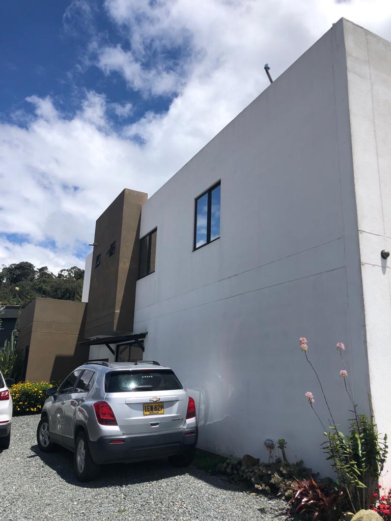 Venta de casa en Envigado Alto Del Escobero