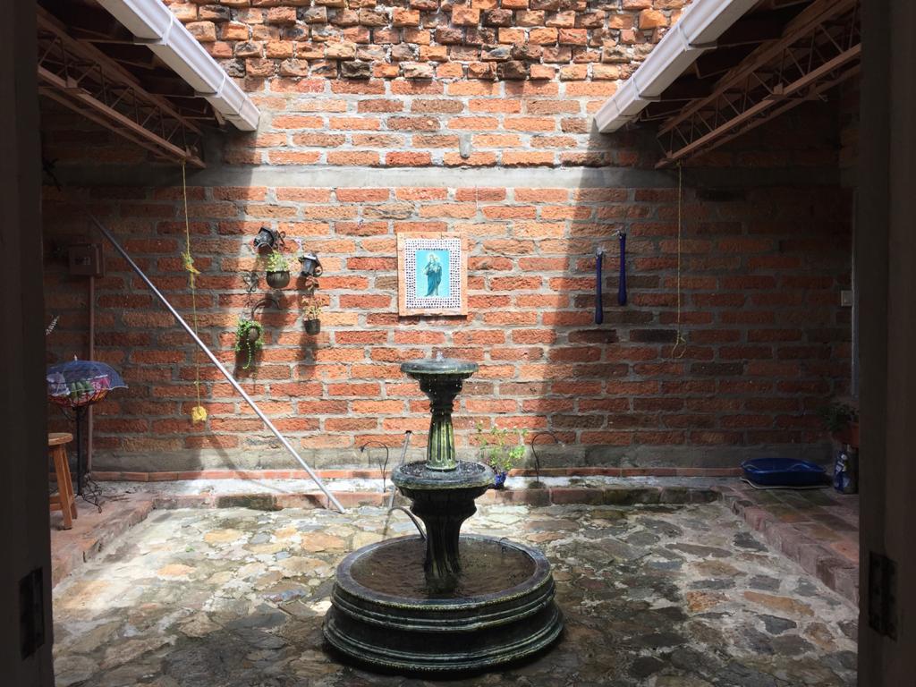 Vencambio Finca con dos casas, vereda de Sopetrán