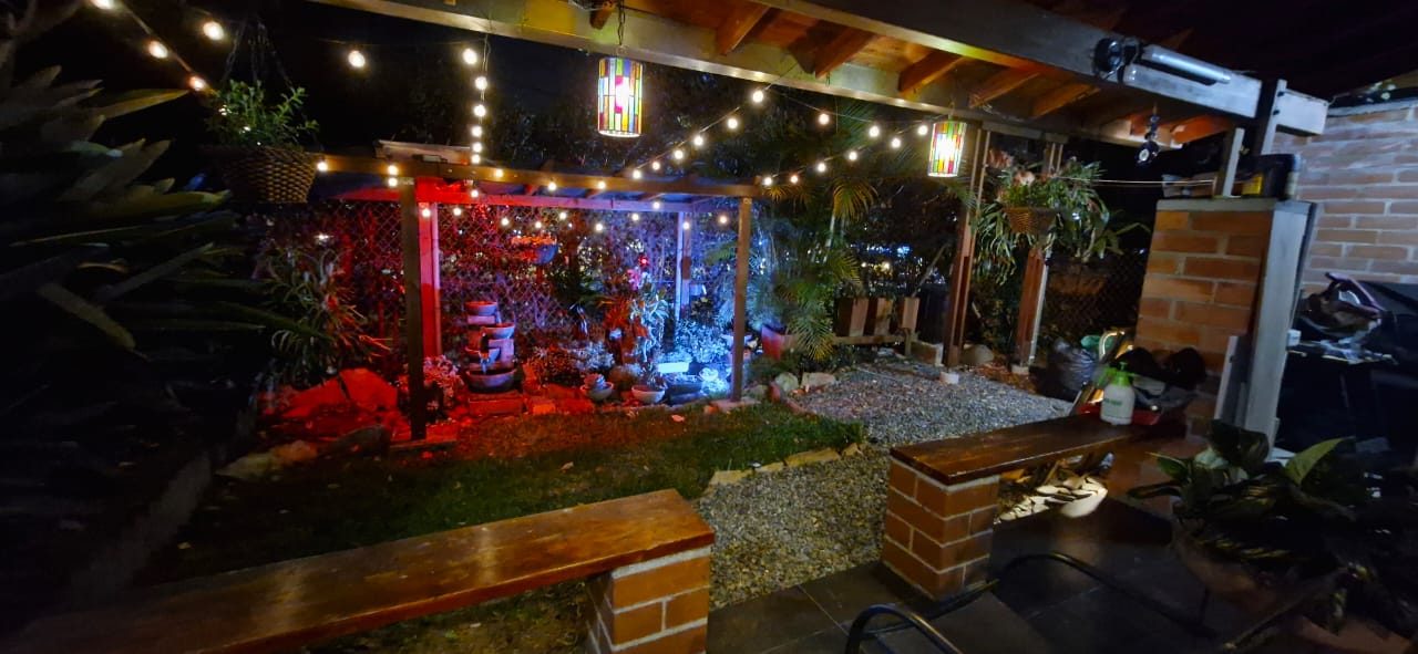 Casa en venta en la Estrella Suramerica