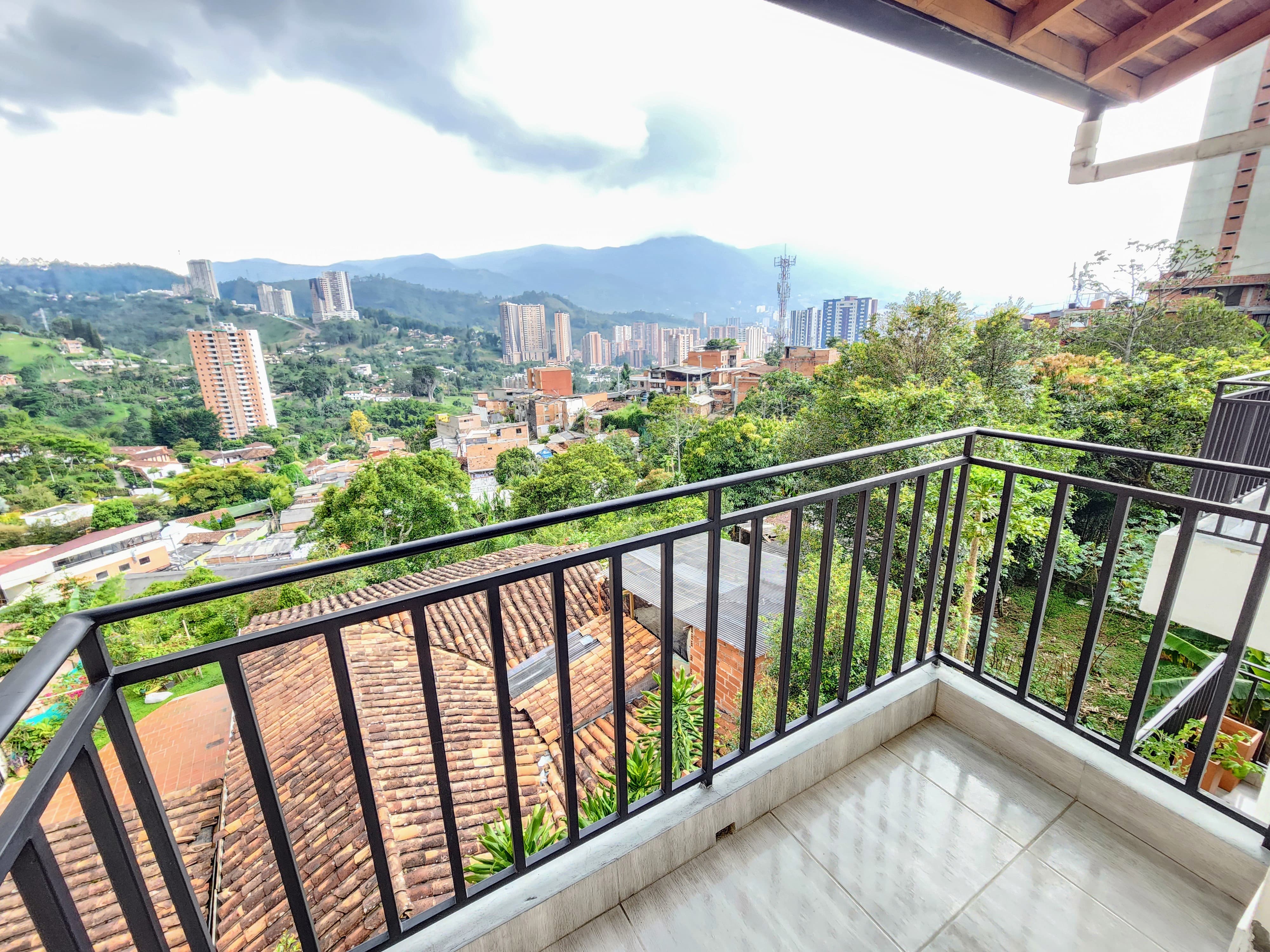 Casa en venta sector la doctora sabaneta