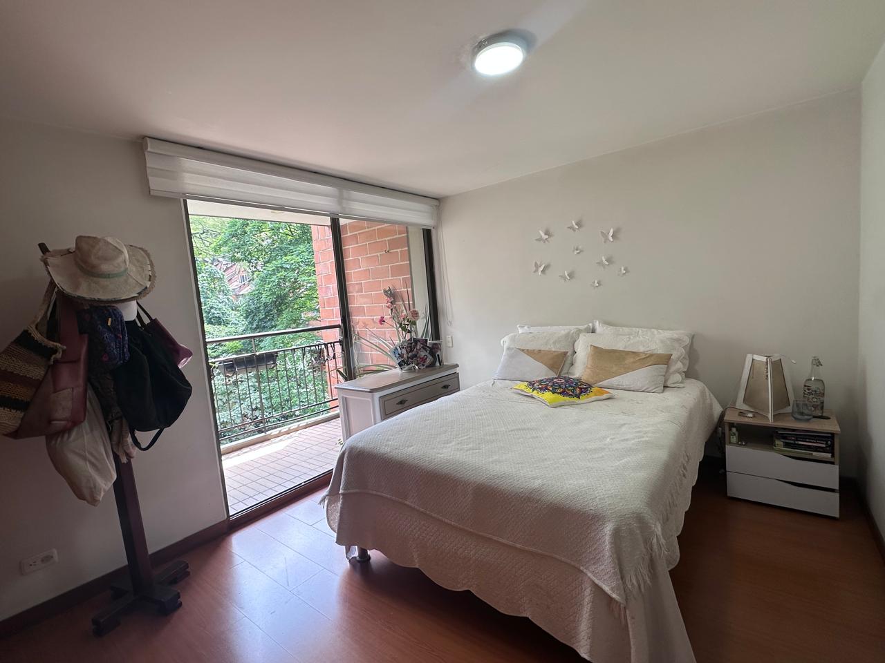Apartamento en venta en Castropol Medellin