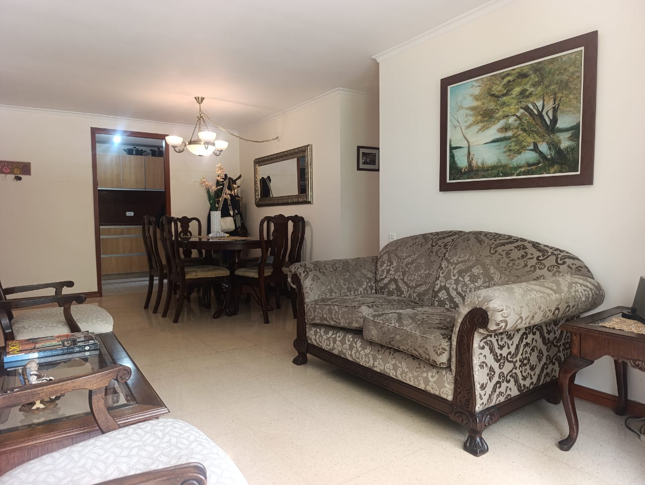 Apartamento en venta poblado Medellín sector el tesoro