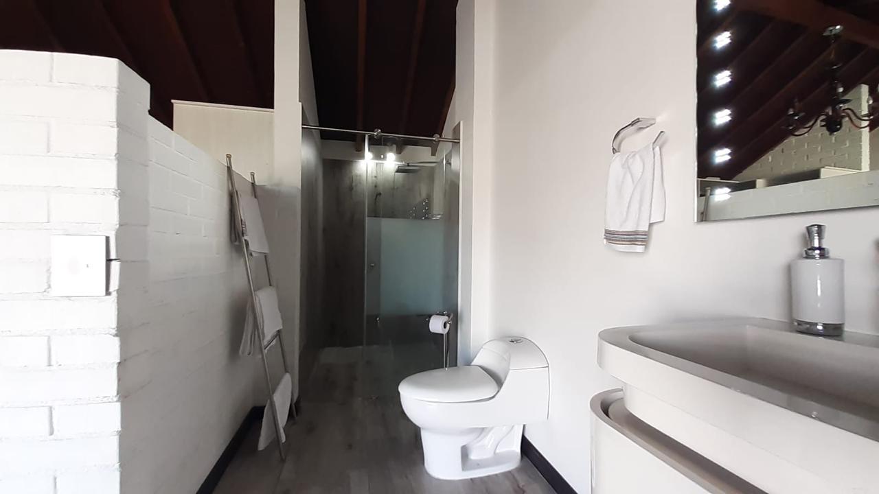 Venta de Casa en La Estrella Cerca del Parque - Antioquia