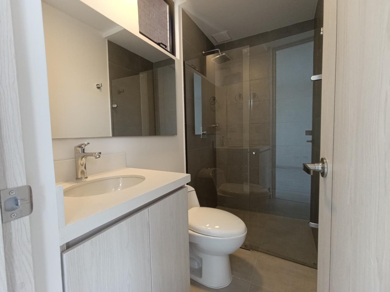 Apartamento en venta en Los Colores -  Medellín