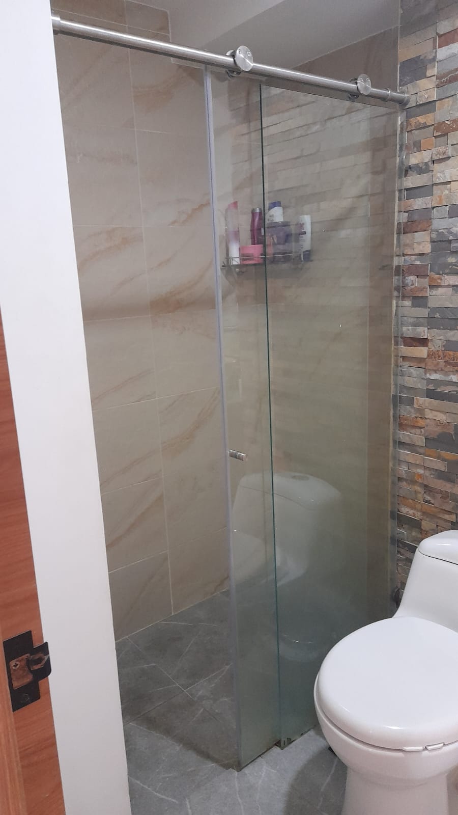 Venta de apartamento en la Estrella Suramerica