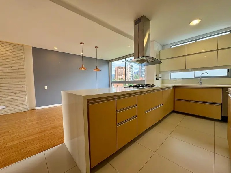 Apartamento en venta  en el Poblado los Balsos Medellín