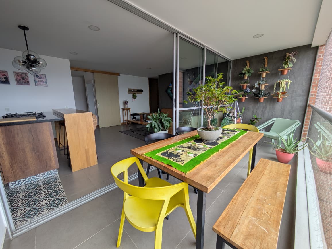 Apartamento en venta en Envigado Loma del Esmeraldal