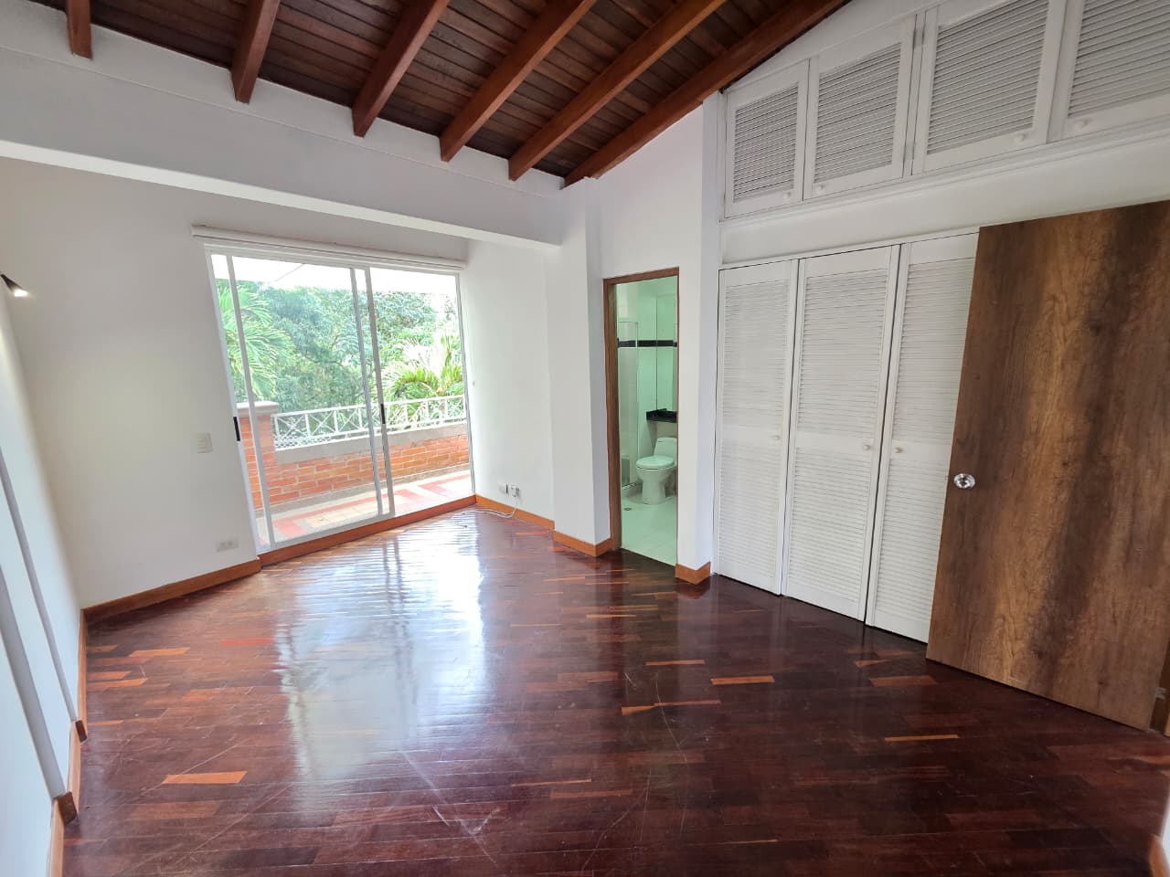 Casa en venta en las brujas envigado
