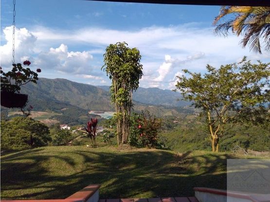 Finca en venta en Vereda El Vainillal Antioquia