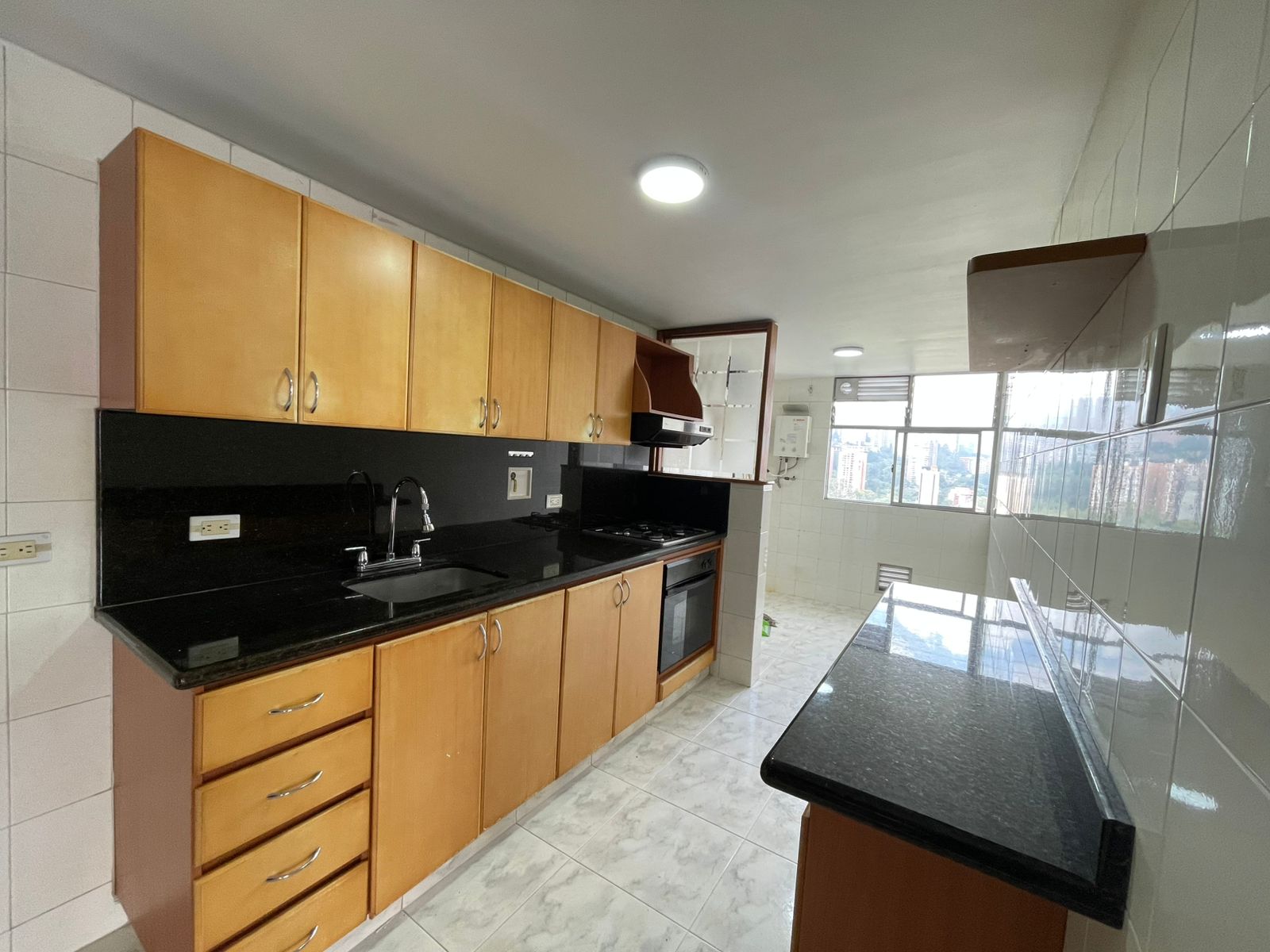 Apartamento en arriendo en Poblado Las Palmas