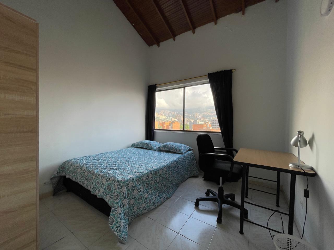 Apartamento amoblado para arriendo en Laureles Medellín
