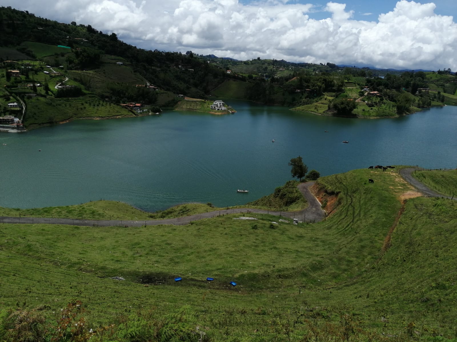 Casa lote  en venta en el Peñol  Antioquia