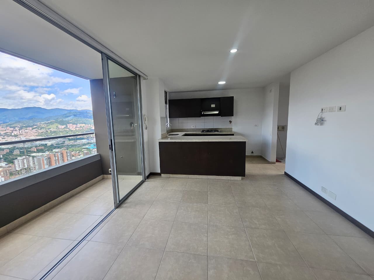 Apartamento para arriendo en Las Palmas Medellín