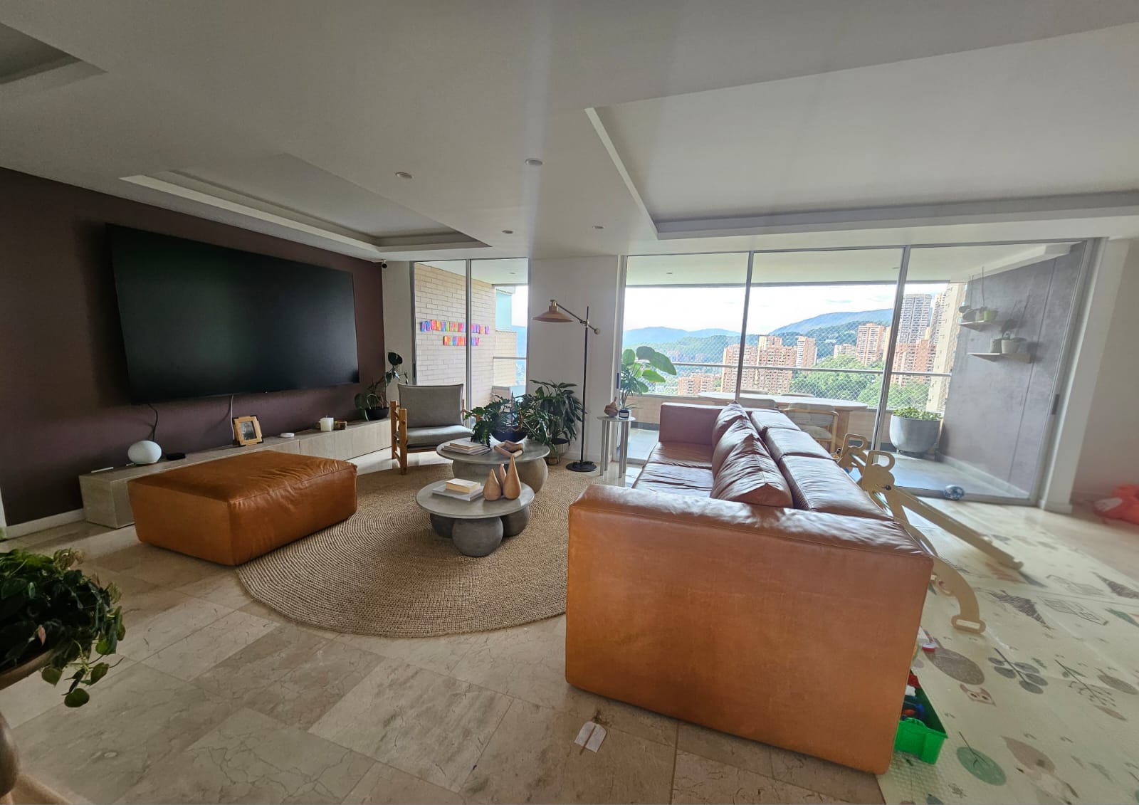 Apartamento para arriendo en La Calera Poblado Medellin