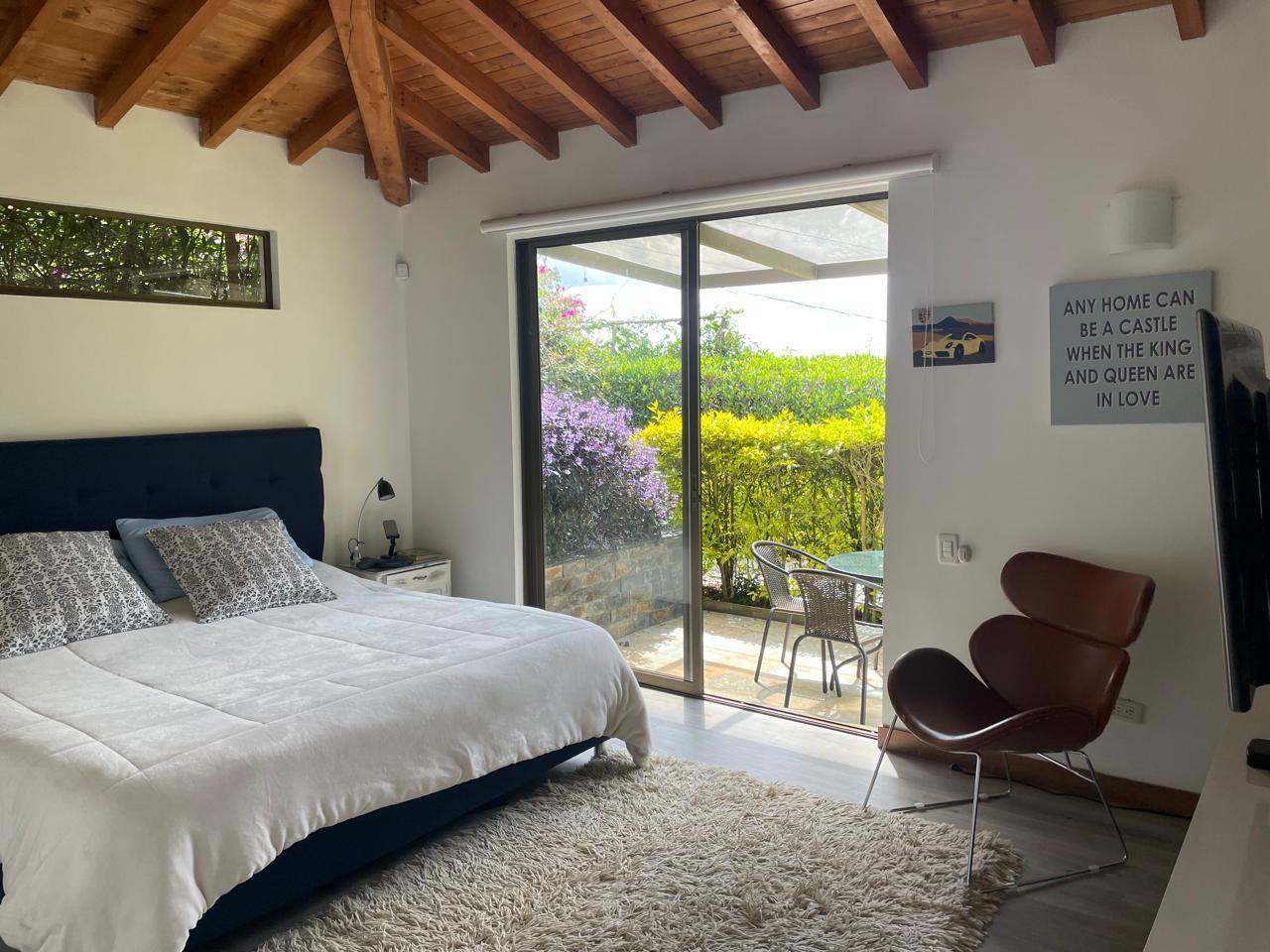 Casa para arriendo en Envigado Loma del Escobero