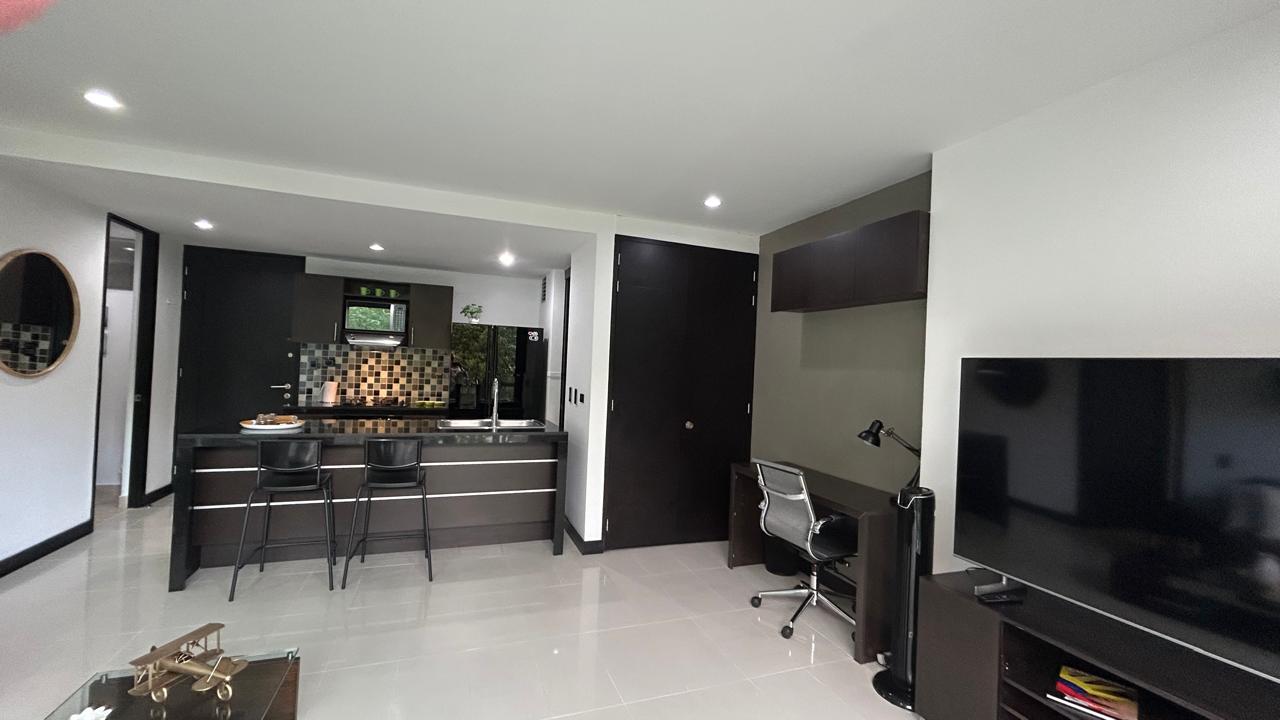 Apartamento AMOBLADO para la venta en Medellín Loma de Alejandría