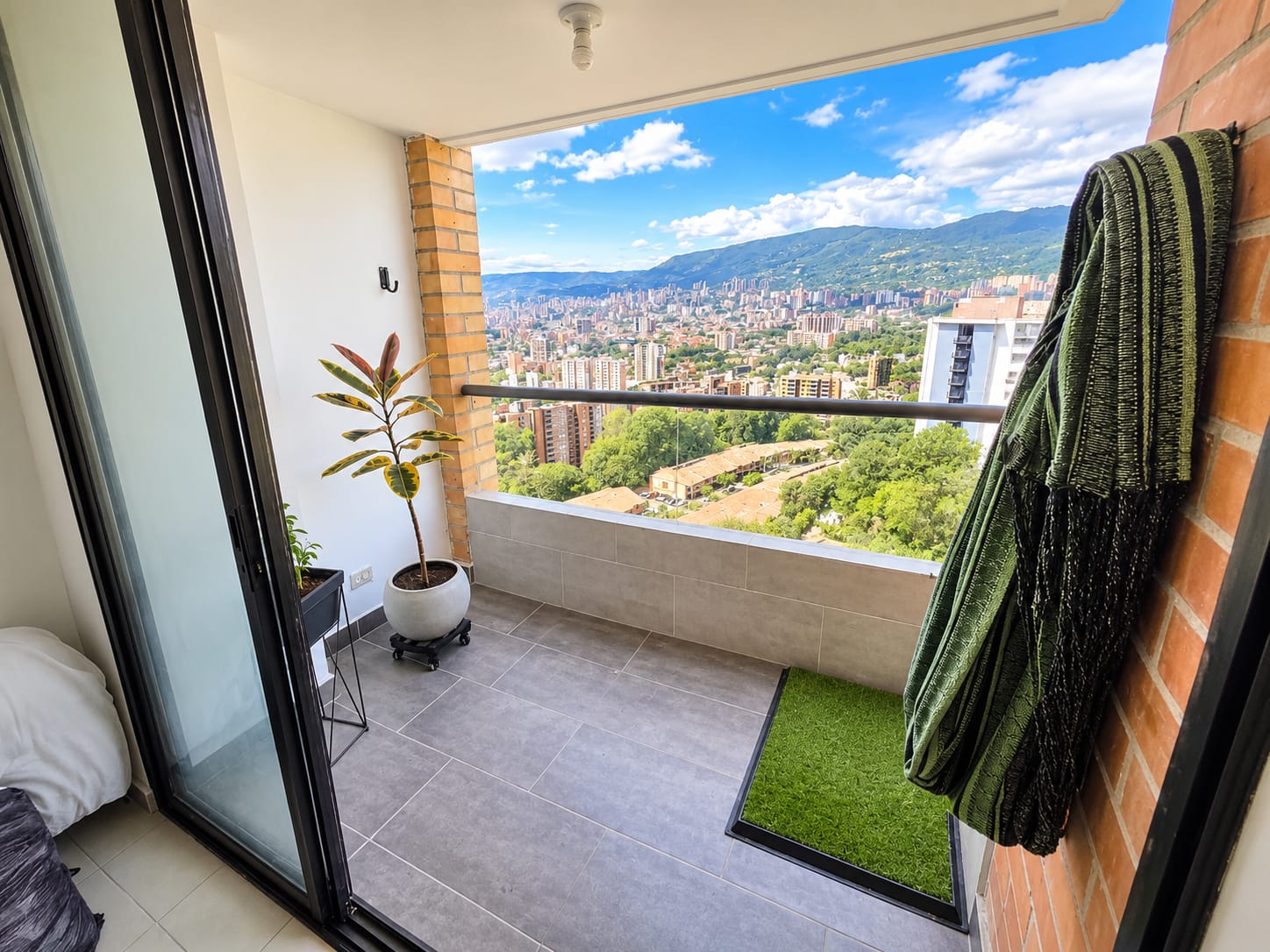Apartamento para la venta envigado loma del barro