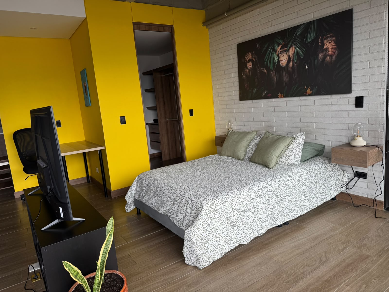 Apartaestudio amoblado para arriendo en Ciudad del Río El Poblado