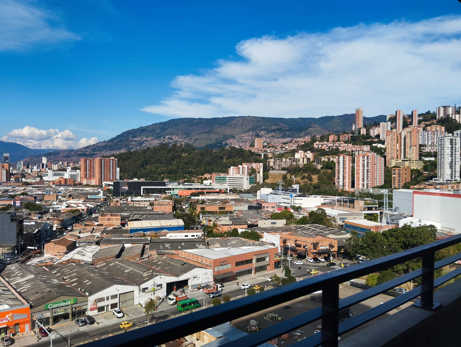 Apartaestudio para arriendo en Ciudad del Río El Poblado