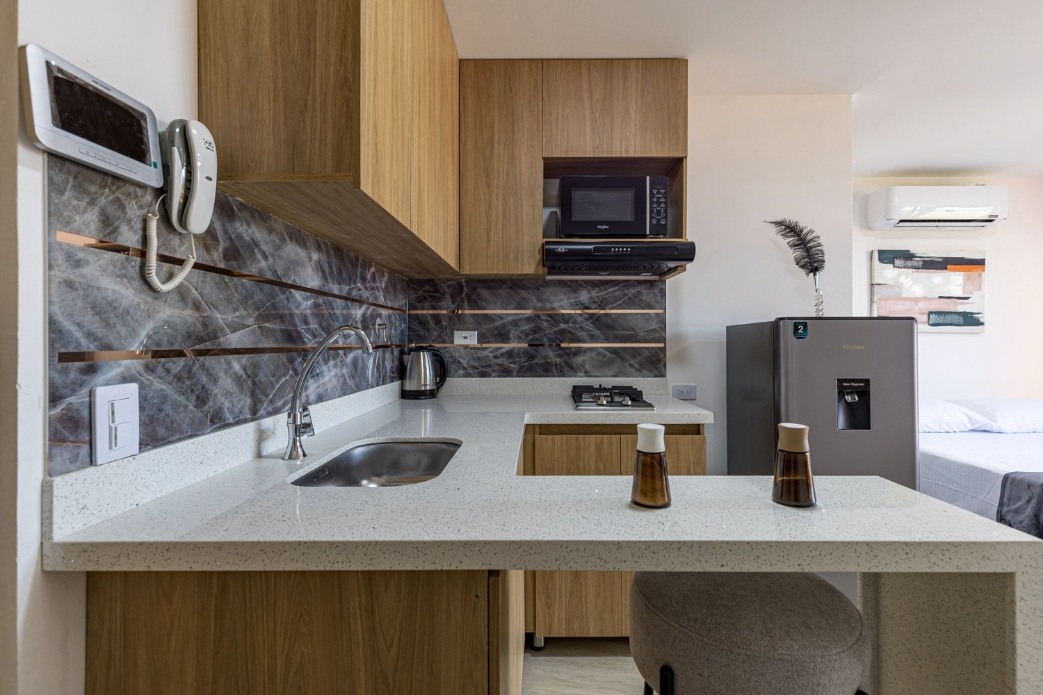 Apartaestudio tipo Loft amoblado en venta Belén Rosales