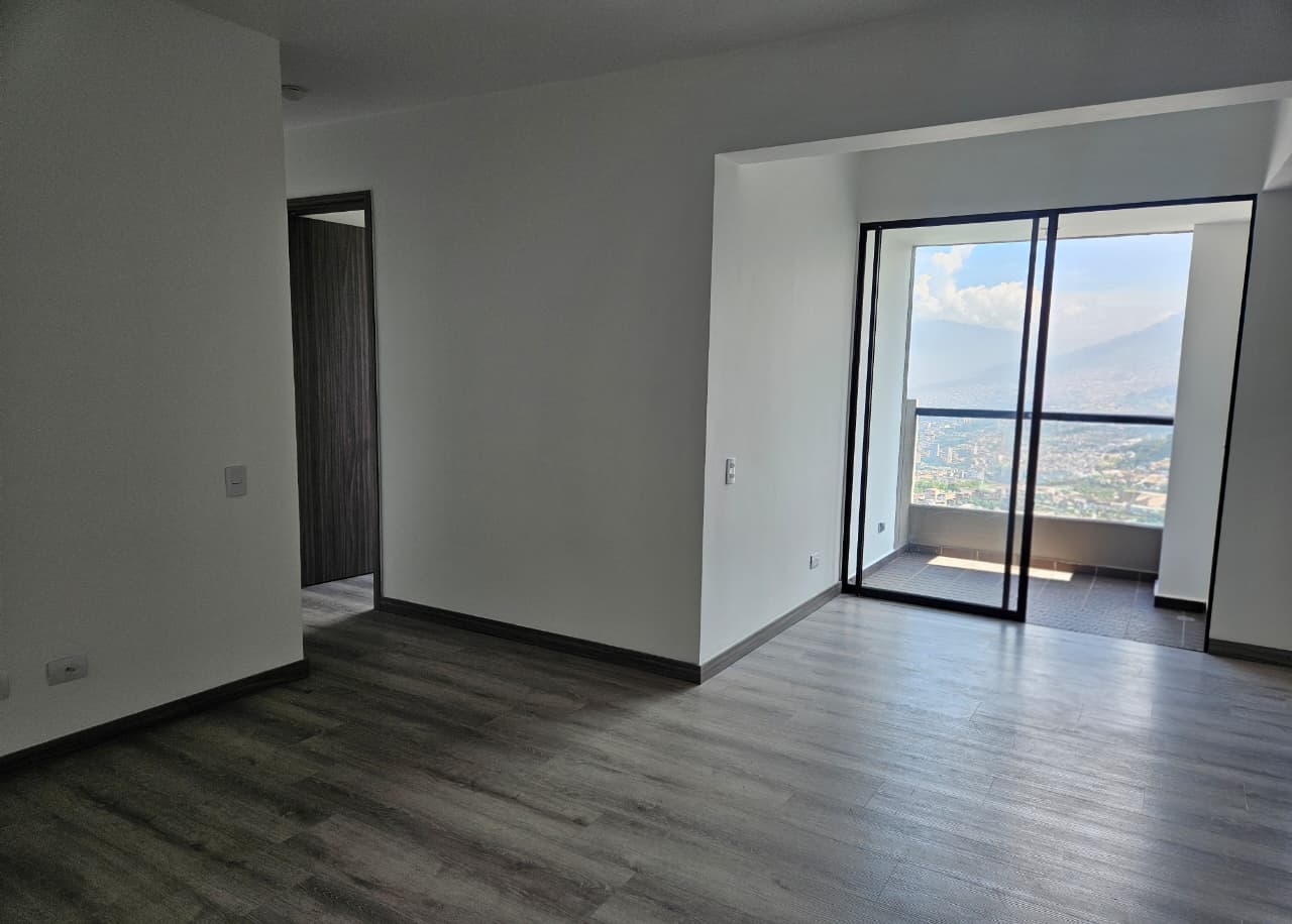 Apartamento para arriendo en Las Palmas Medellín