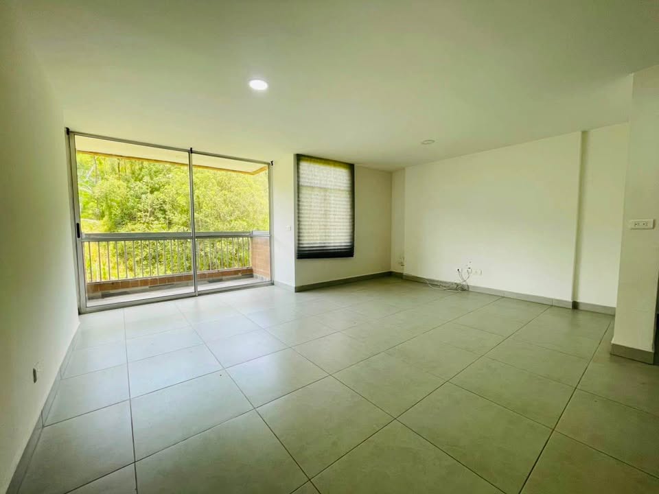 Apartamento para venta  en Loma del Indio Medellín