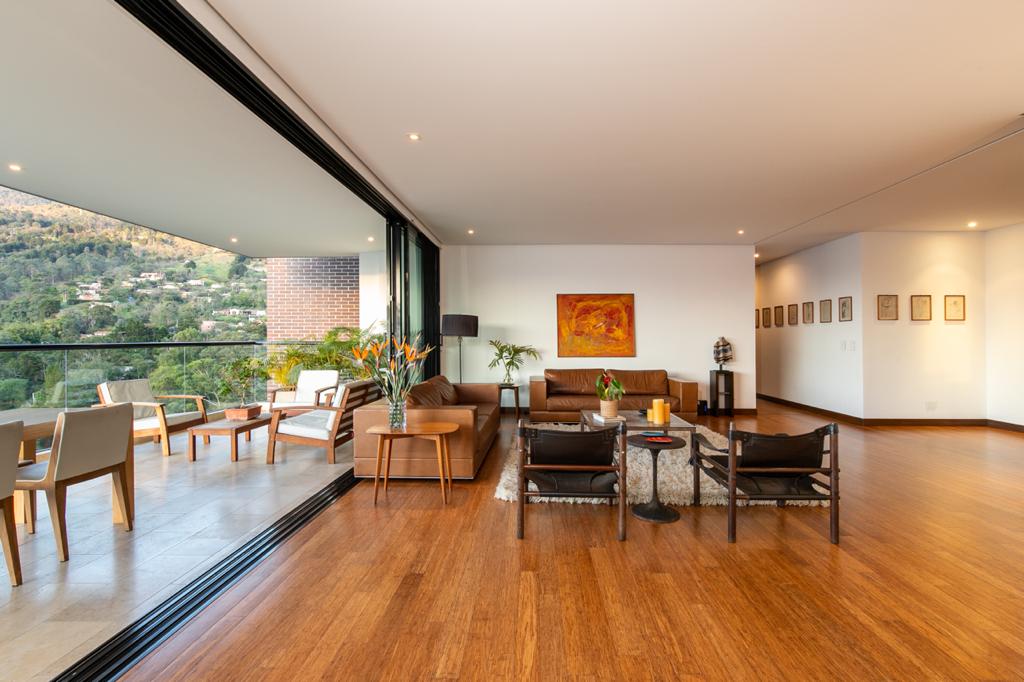 Venta de apartamento en Medellin El Poblado Los Balsos