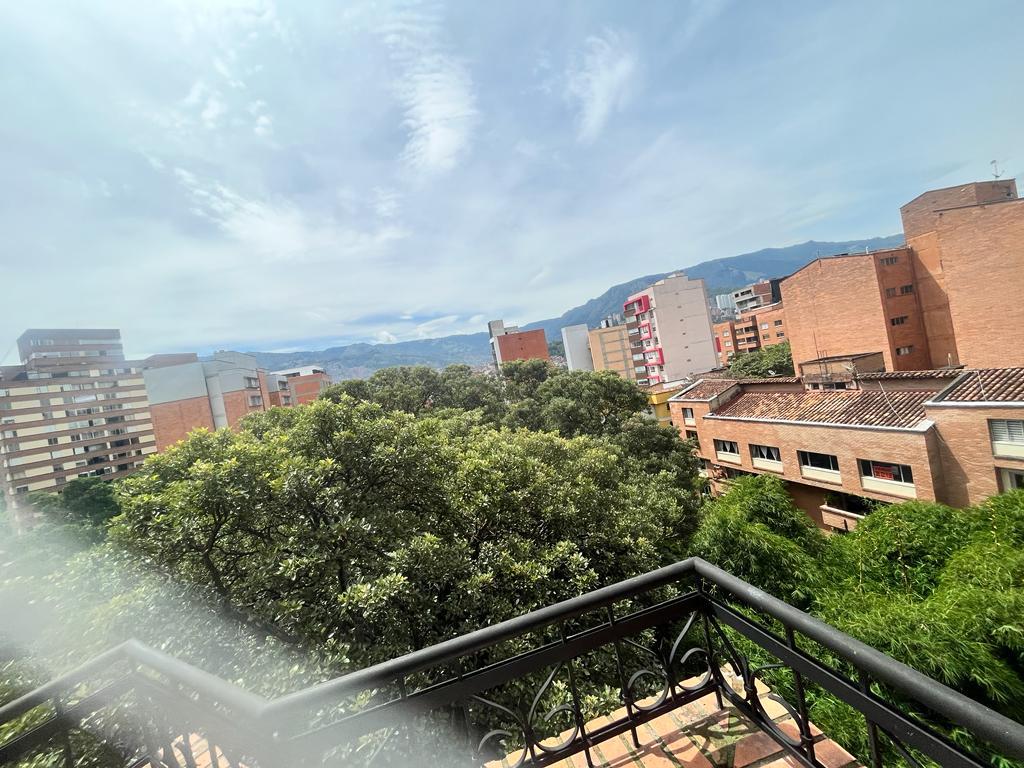 Apartamento en venta  en Conquistadores - Medellín