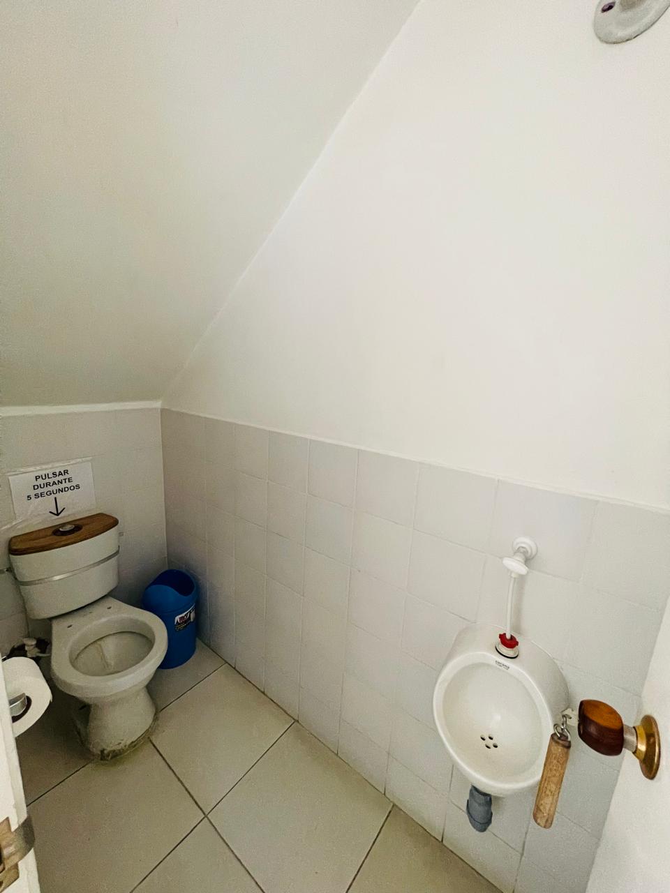 Se arrienda casa local en bello la cumbre