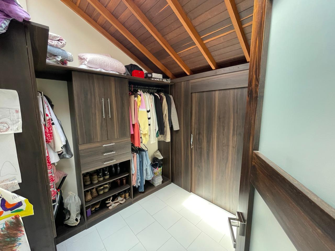 Casa para la venta en La Estrella Cerca del Parque - Antioquia