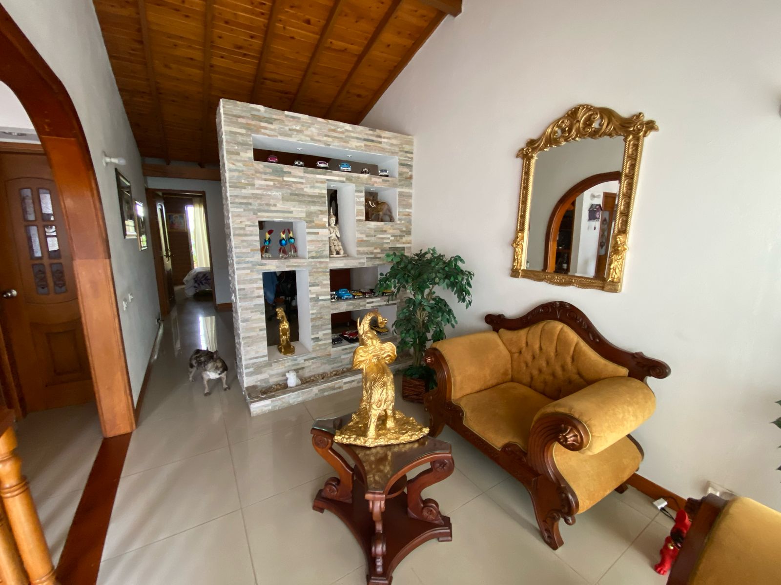 Casa en venta en la Estrella Suramerica