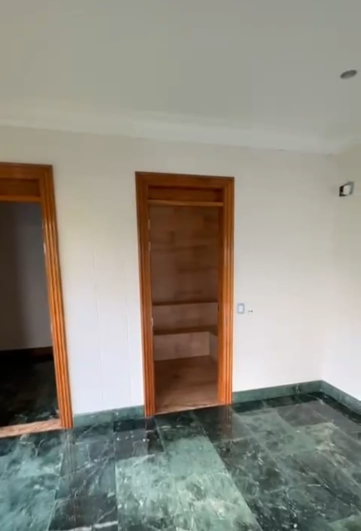 Casa en Venta La Calera El Poblado Medellin