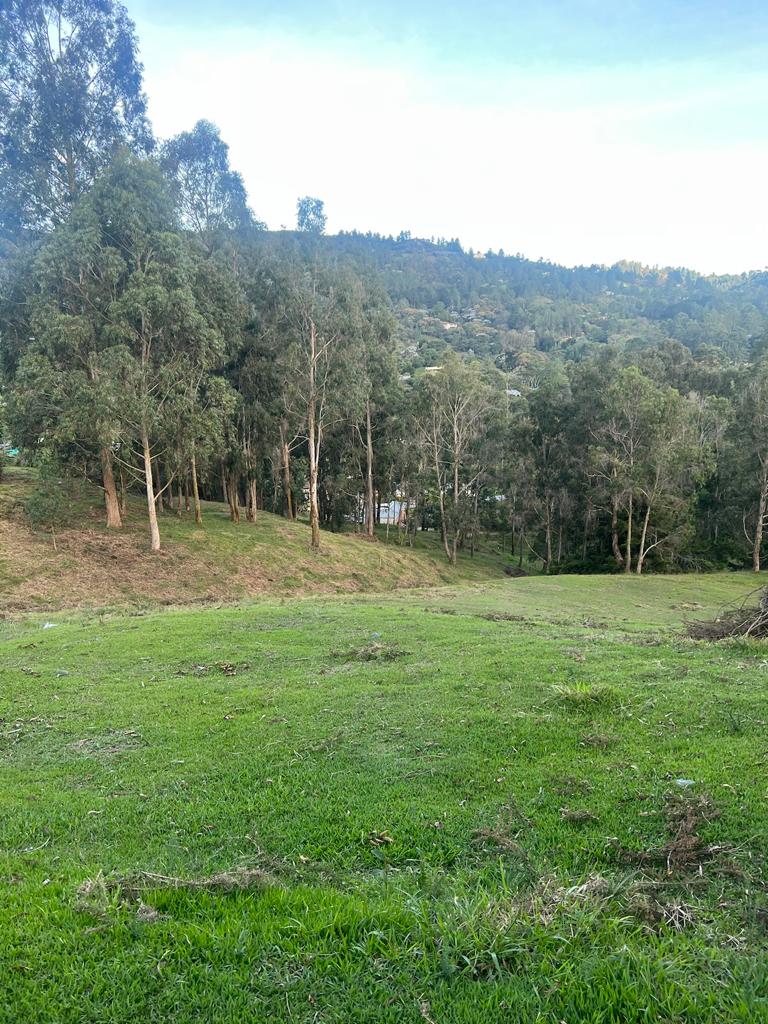 Lote para la venta en el Retiro cerca de la represa la Fe