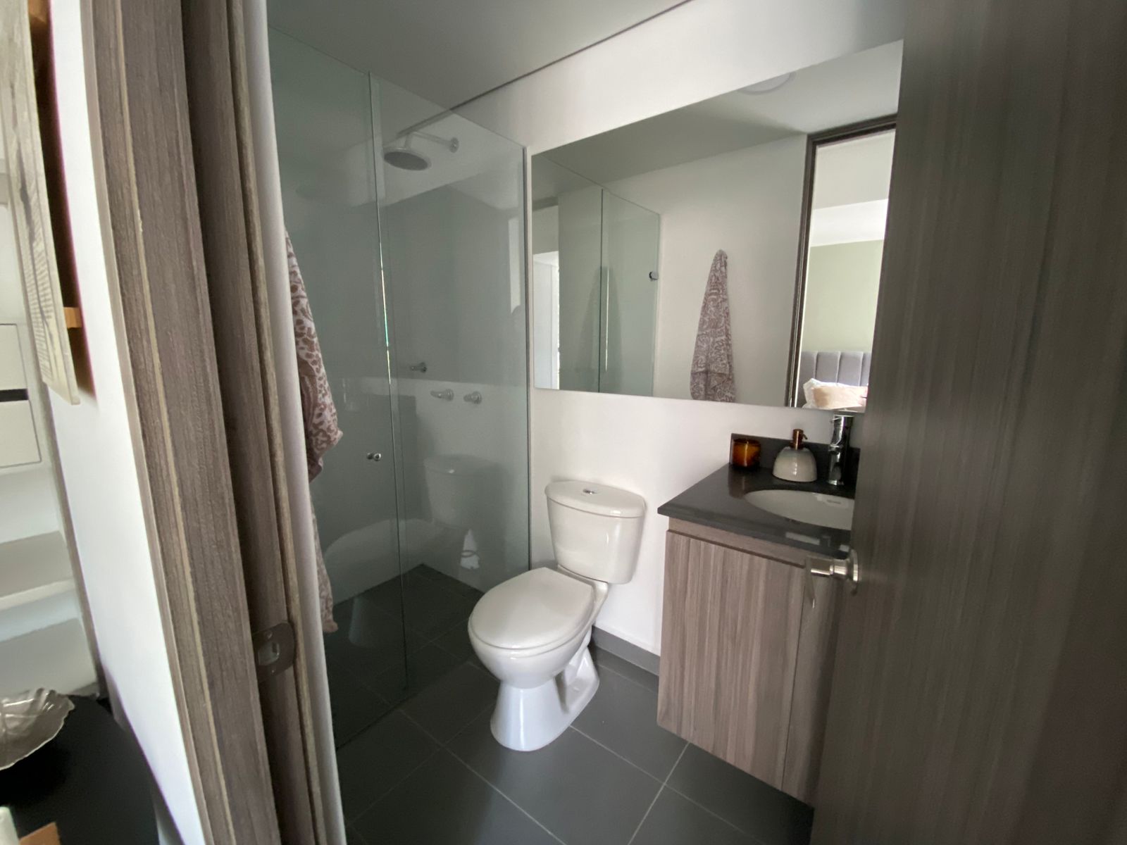 Apartamento en venta (cesión de derechos) Palmas MedellIn