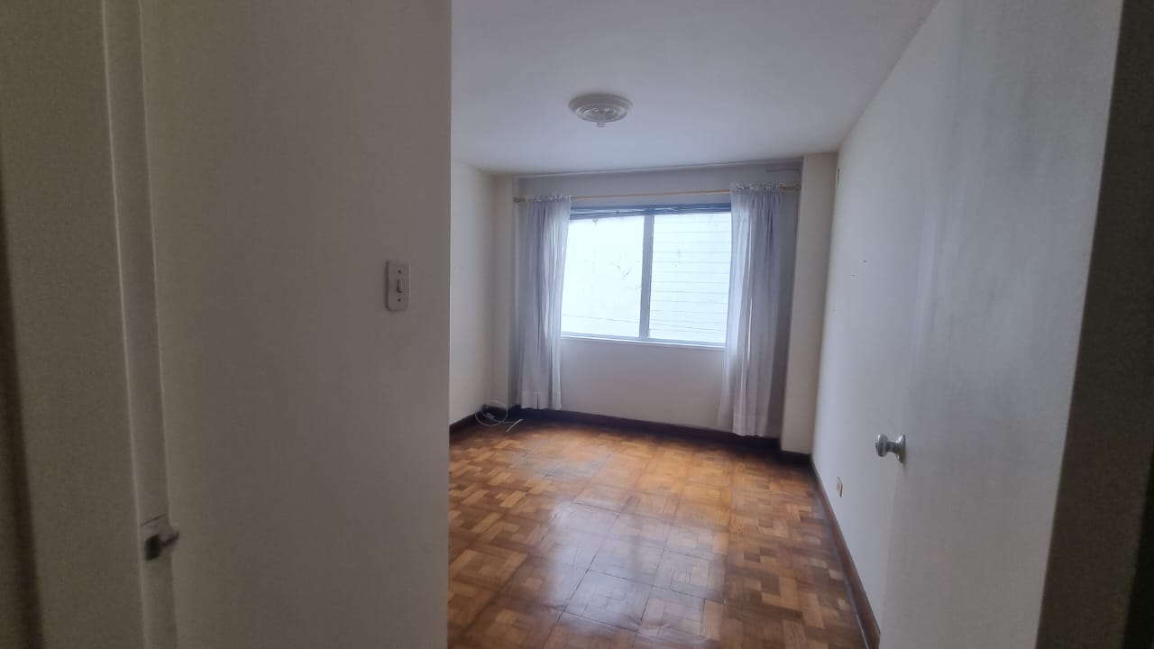 APARTAMENTO EN VENTA LAURELES, MEDELLIN
