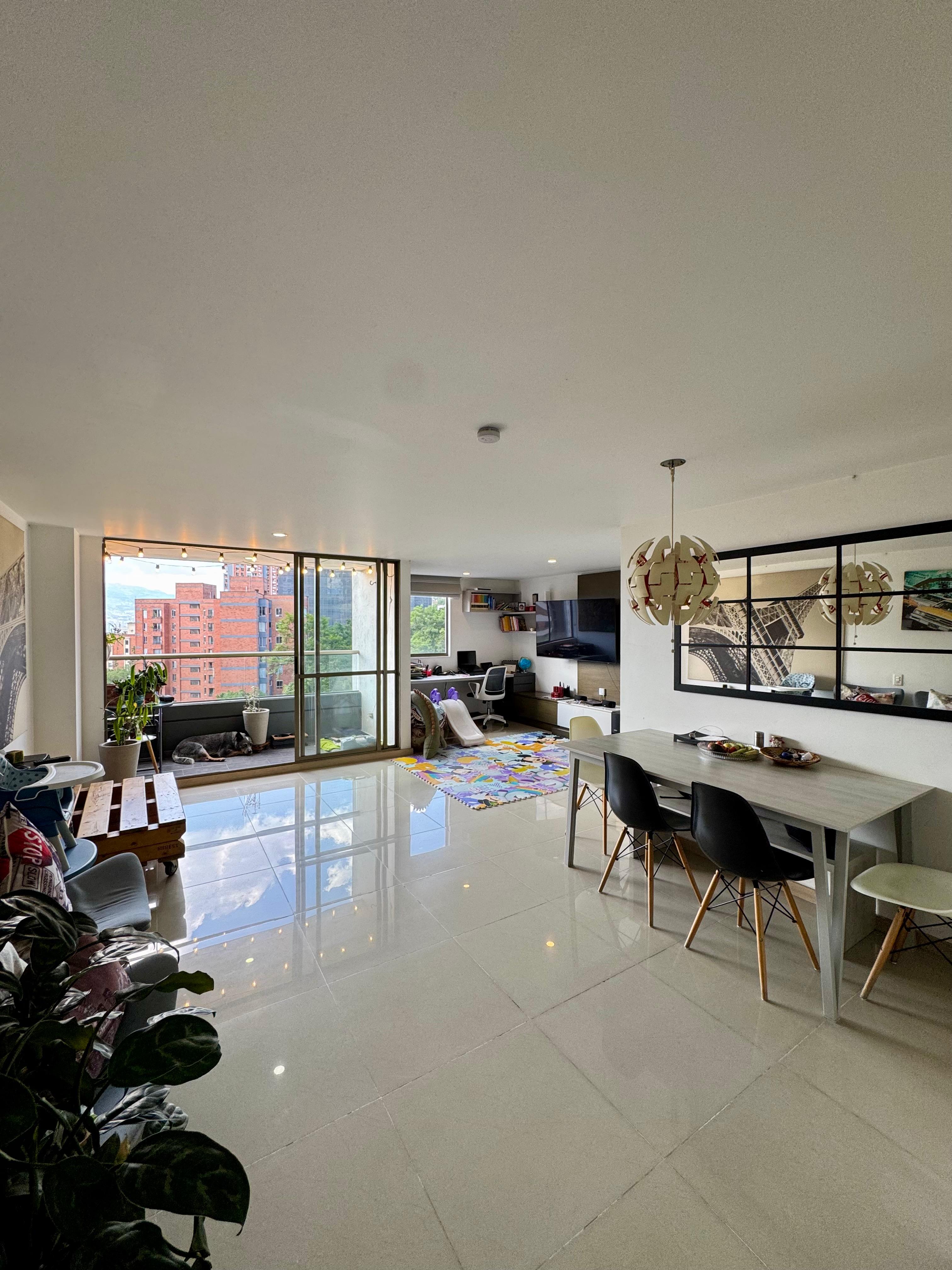 Apartamento en venta en el Poblado sector San Julián