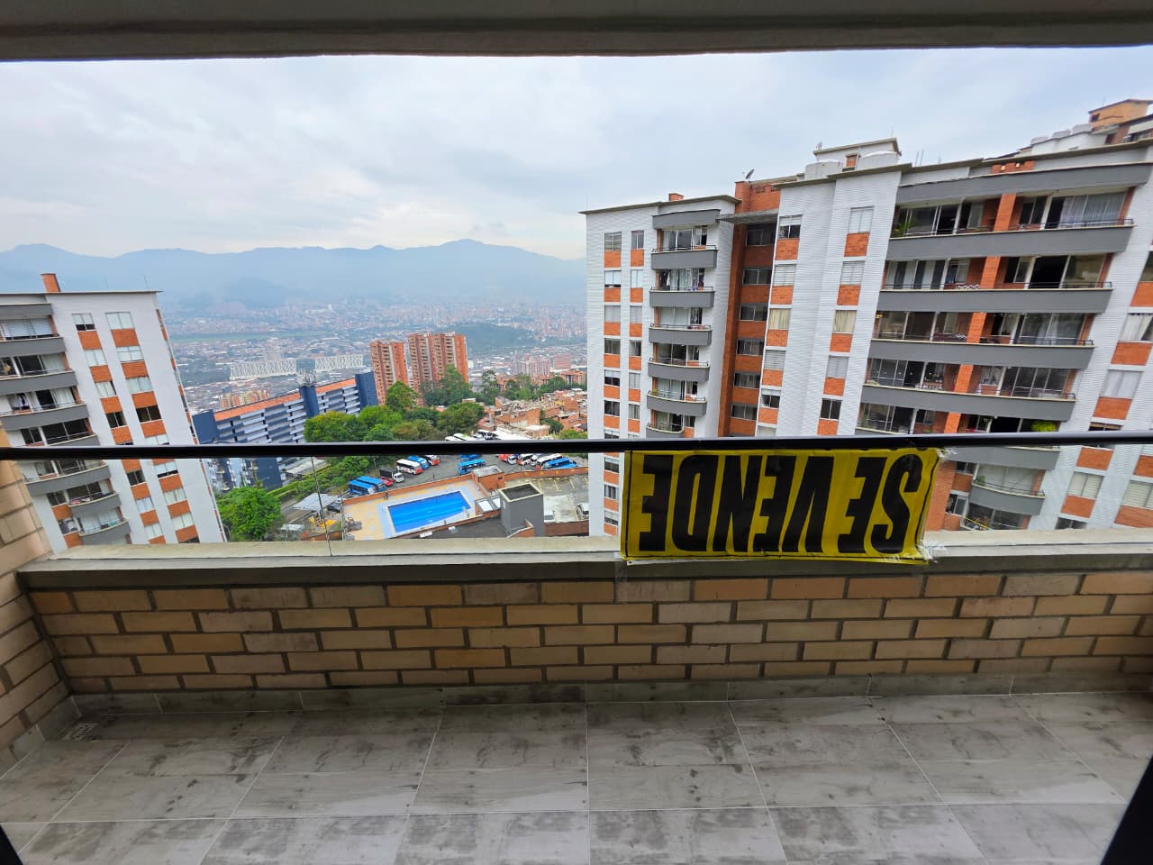 Apartamento en venta en buenos aires sector loma del indio