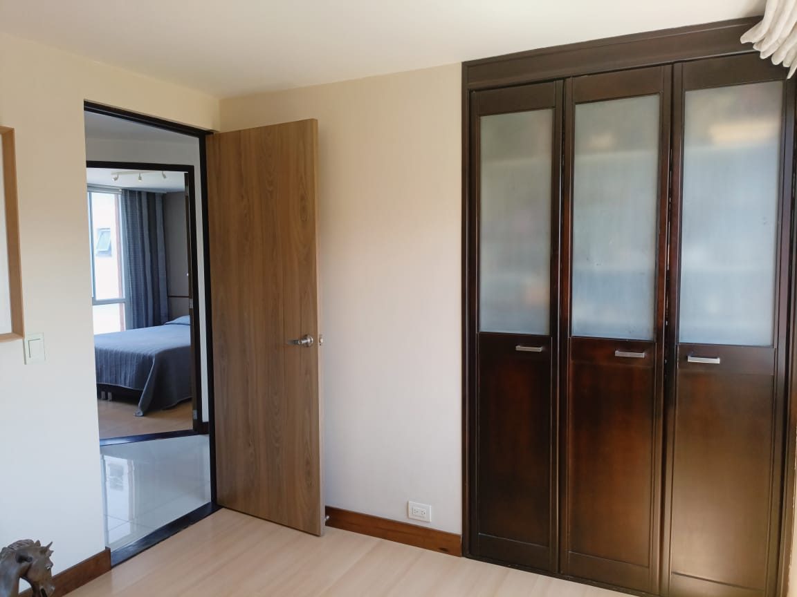 Venta de apartamento en La Loma de Los Bernal