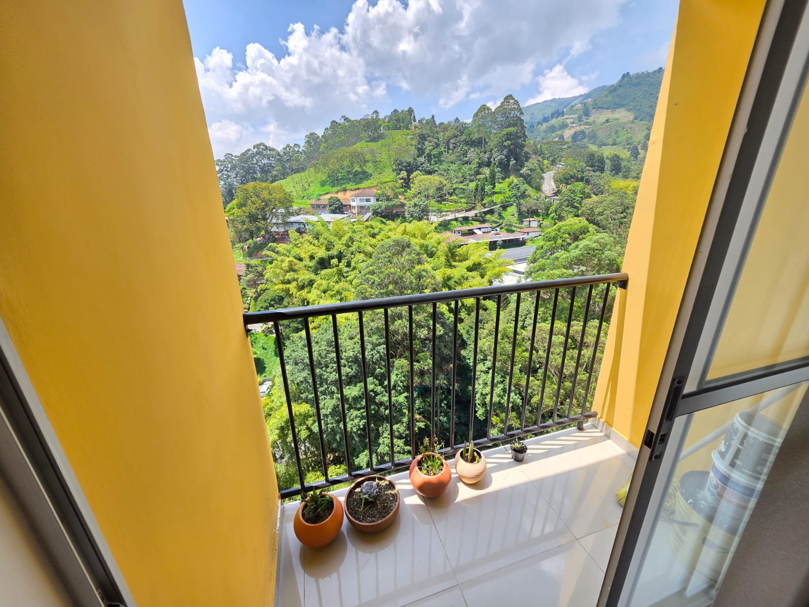 Apartamento en venta en la estrella 260 millones