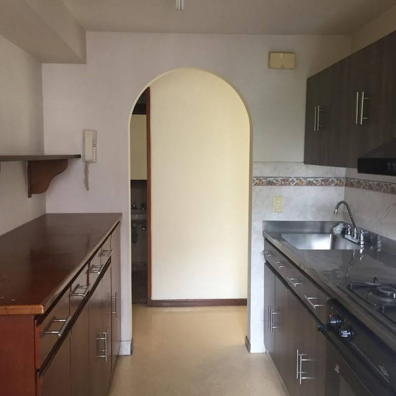 Apartamento en Venta Medellin Loma de los Bernal
