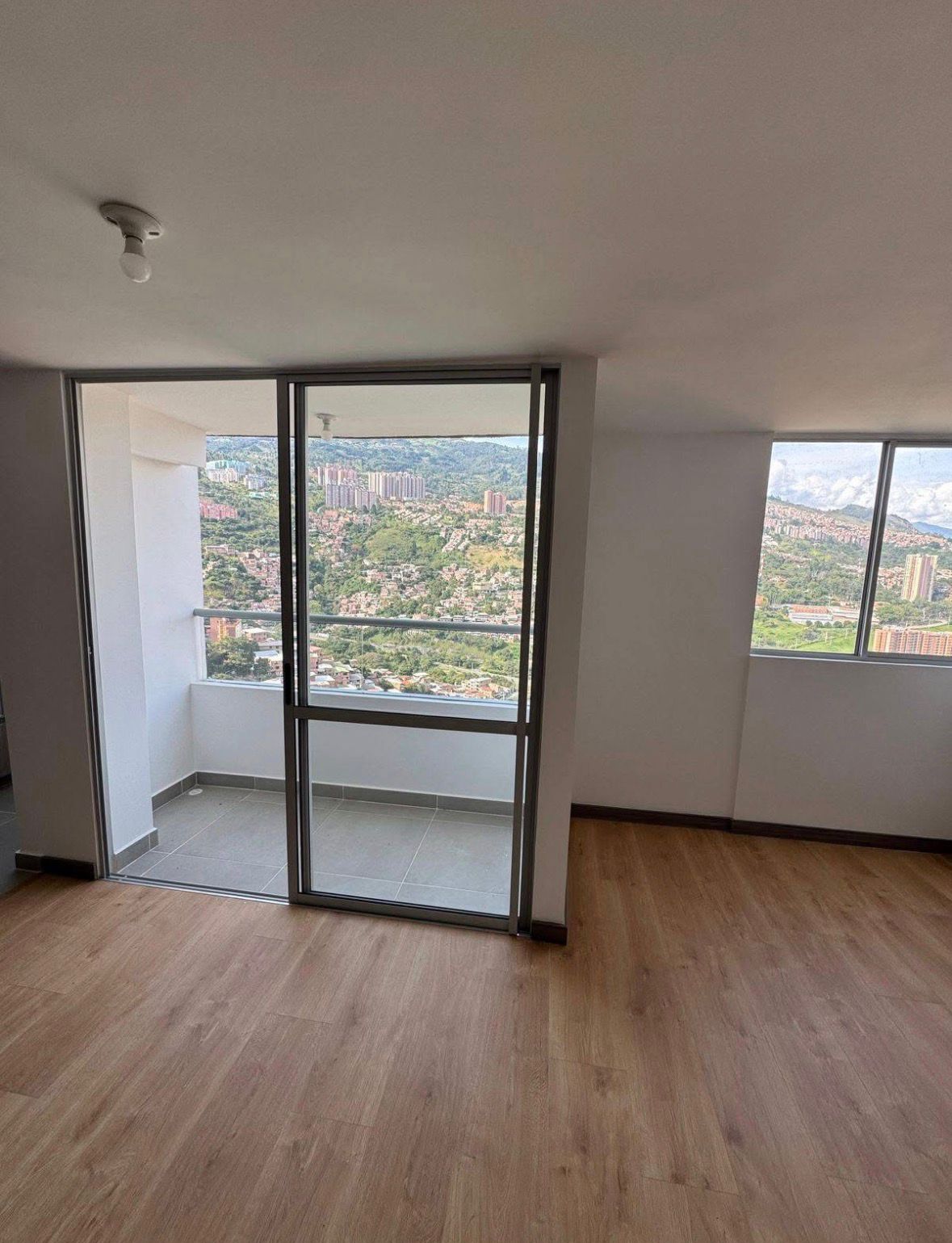 Apartamento en venta en Calasanz-parte alta - ESTRENAR