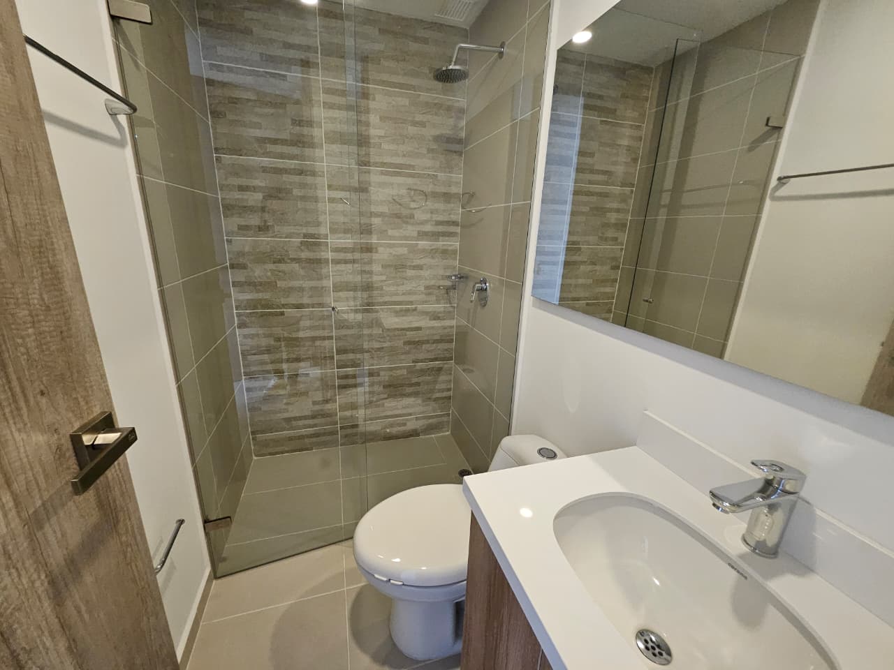 Apartamento para estrenar en arriendo Ciudad del Río Poblado