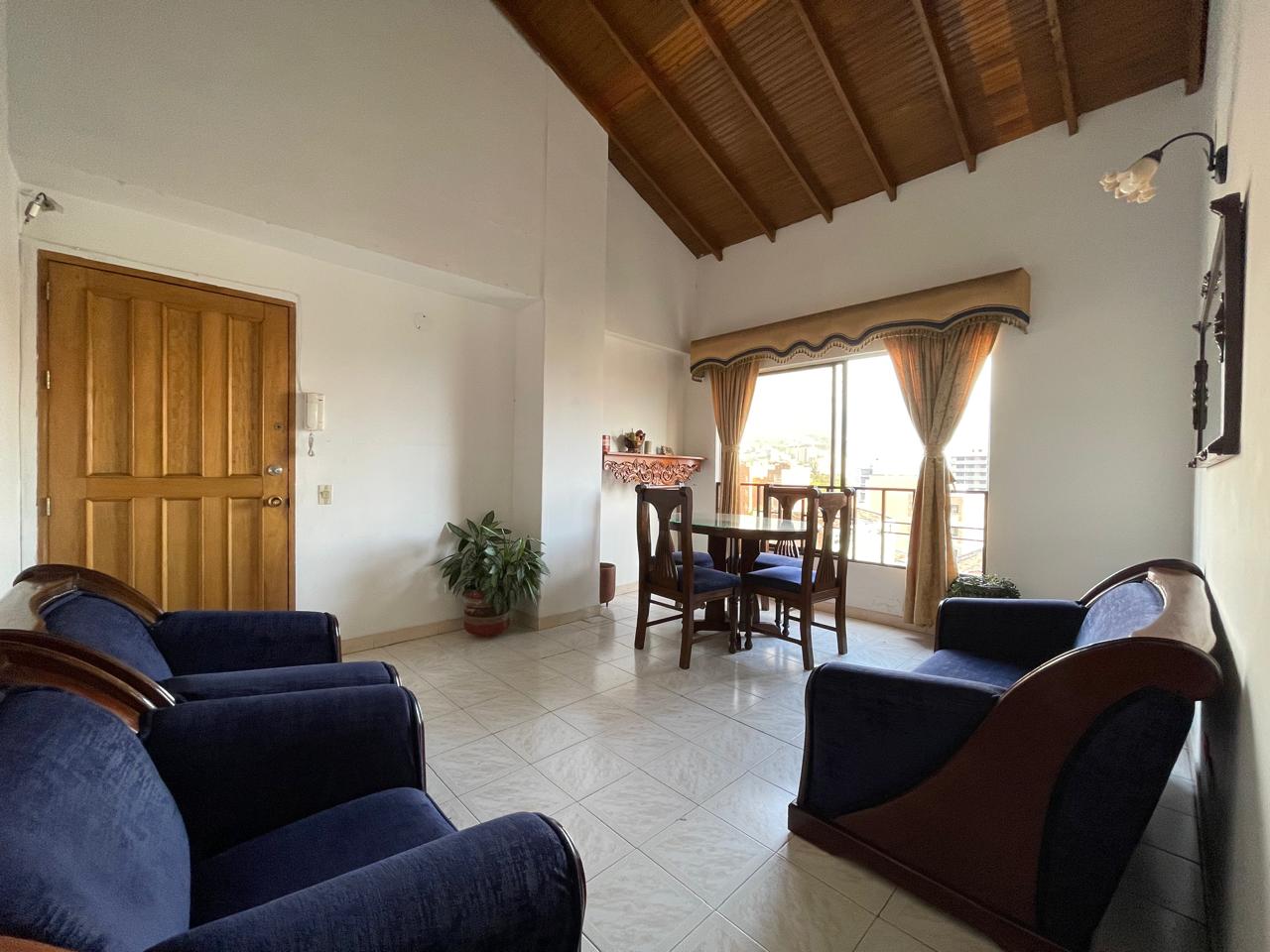 Apartamento amoblado para arriendo en Laureles Medellín
