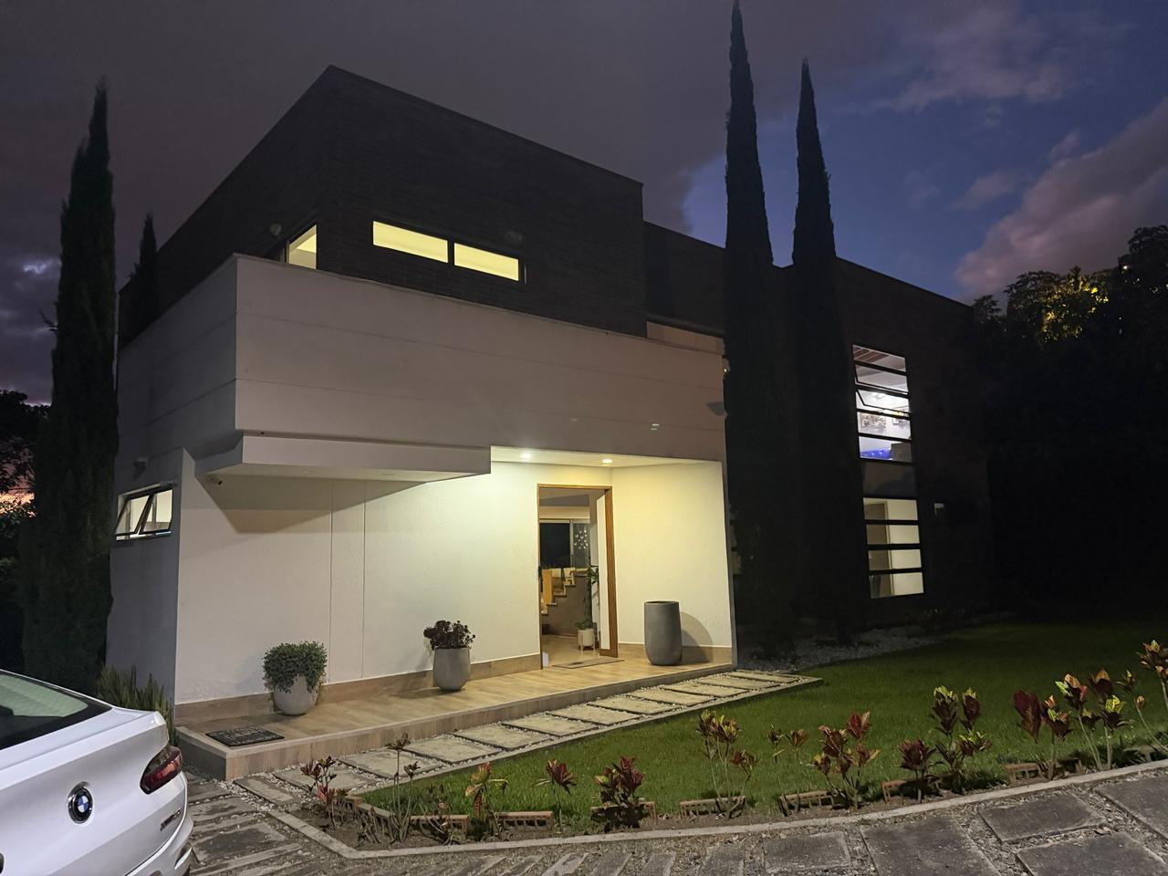 Casa para la venta en parcelación de Envigado Escobero parte baja