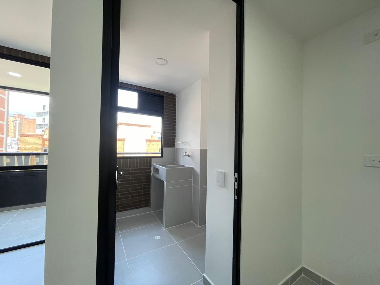 Apartamento NUEVO en medellín con licencia RENTAS CORTAS