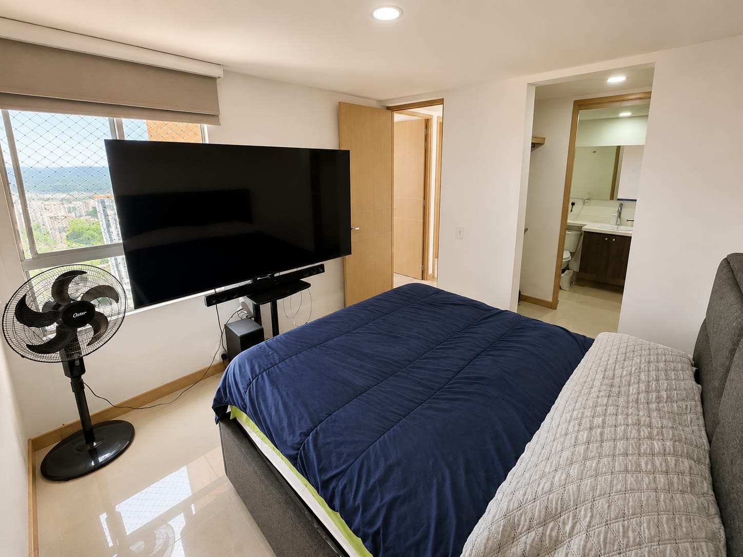 Apartamento en venta San Remo Sabaneta – Piso 25 con vista