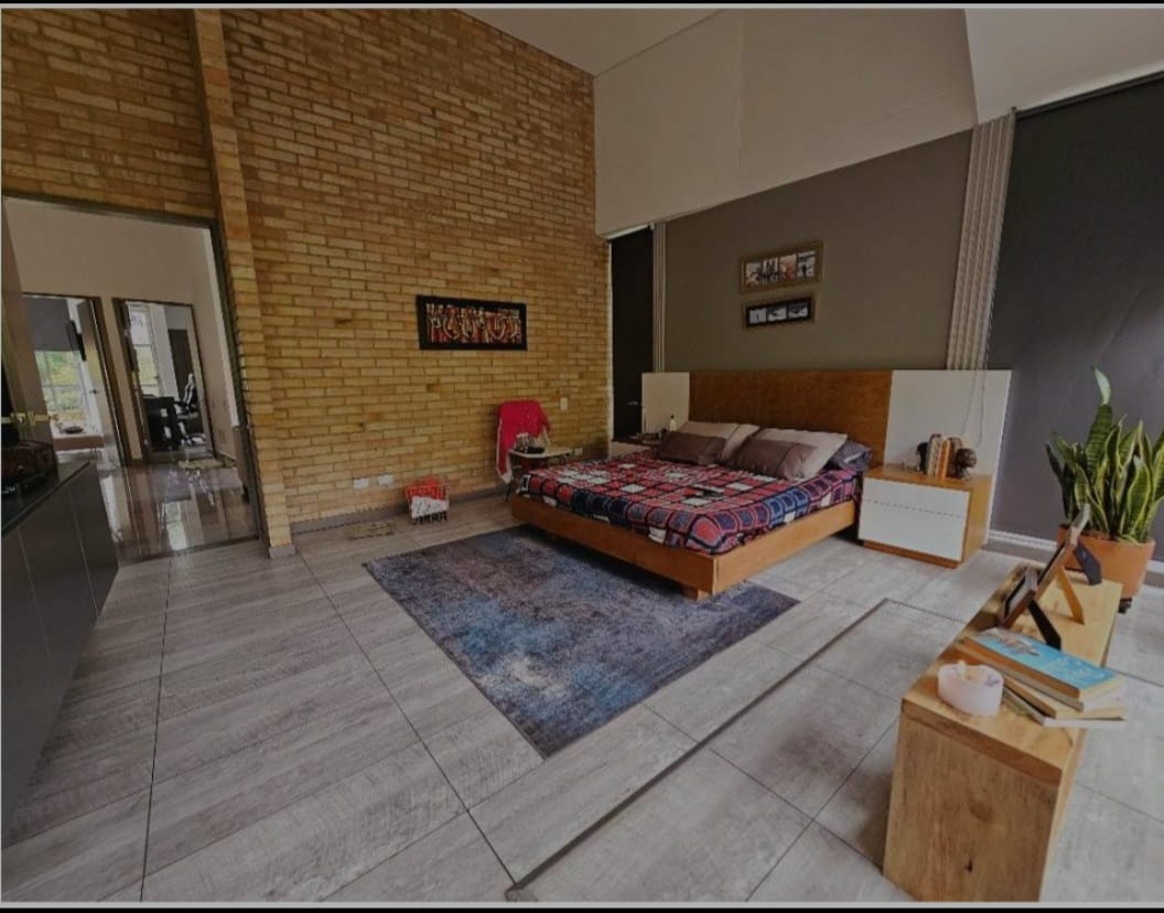Casa en venta en Altos del Poblado cerca del Tesoro  Medellin