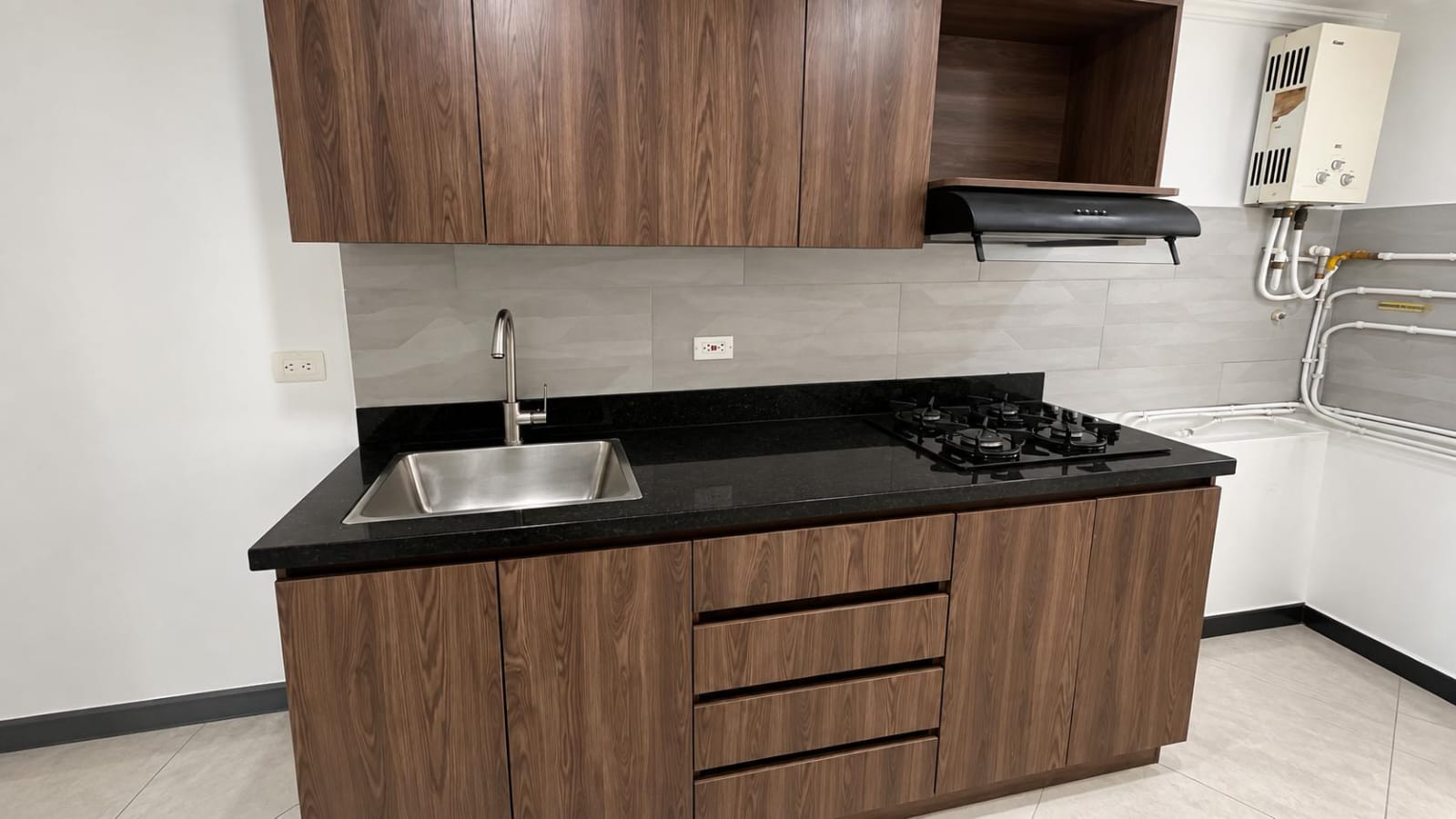 Apartamento en venta en Madera, Bello