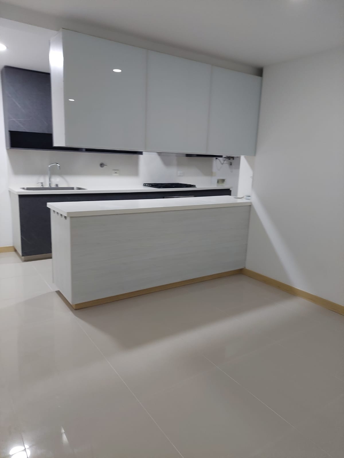APARTAMENTO EN VENTA EN ENVIGADO