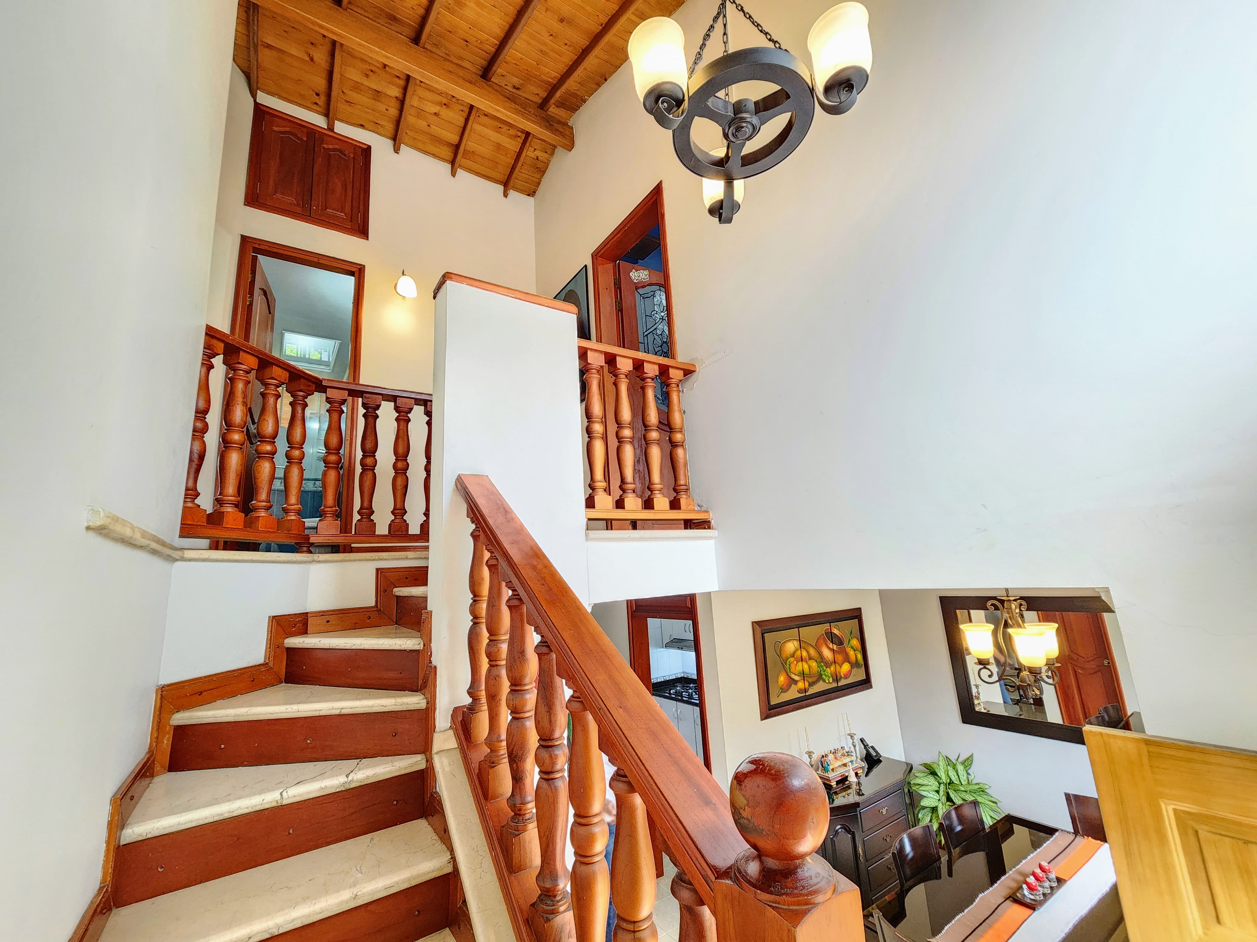 Casa en VENTA en La estrella, sector Suramerica